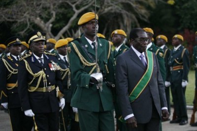 President Robert Mugabe with his Army Generals (File Photo)