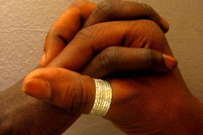 [Senegal] Gays join fight against HIV/AIDS.
