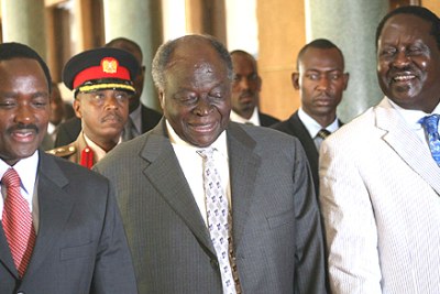 President Mwai Kibaki, Prime Minister Raila Odinga (right) and Vice President Kalonzo Musyoka (left).