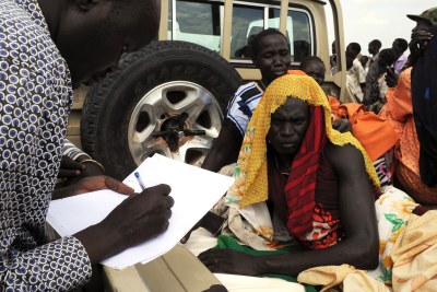 Treating the wounded in the aftermath of clashes in South Sudan (file photo).