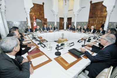 La concertations pour la formation d'un gouvernement apolitique en Tunisie n'a pas abouti