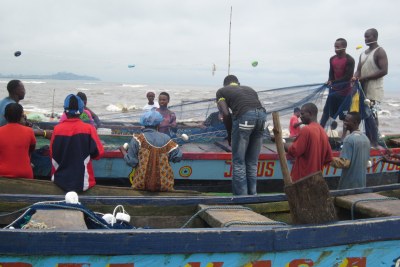 Fishermen at Banjor beach outside Monrovia.