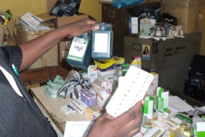 (Photo d'archives) - De faux médicaments circulent sur les marchés africains