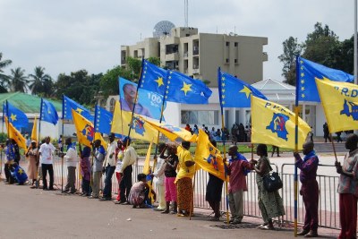 Des partisans du Palu et du PPRD le 16/01/2012 à Kinshasa, devant la Mausolée Laurent Désiré Kabila