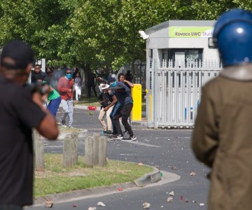 UWC Students and Riot Police Clash During Protest