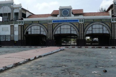 L'ancienne gare ferroviaire de Dakar d'où partaient et revenaient les trains pour le Mali et le Niger.