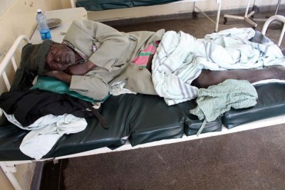 A patient lies on his hospital bed unattended at the Mbagathi Hospital in Nairobi (file photo)