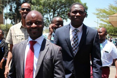 KMPDU chairperson Samuel Oroko (in front), secretary general Ouma Oluga (right) and some of their members. The union wants Tanzania to delay deployment of its medics to Kenya. PHOTO | FILE | NATION MEDIA GROUP.