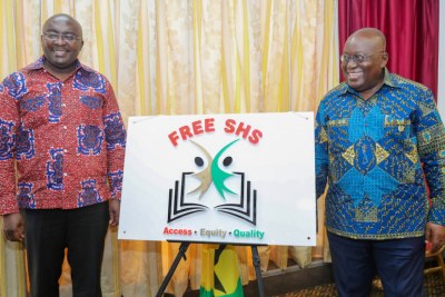 President Nana Addo Dankwa Akufo-Addo, unveiling the logo of the Free Senior High School initiative, with Vice President Alhaji Dr. Mahamudu Bawumia