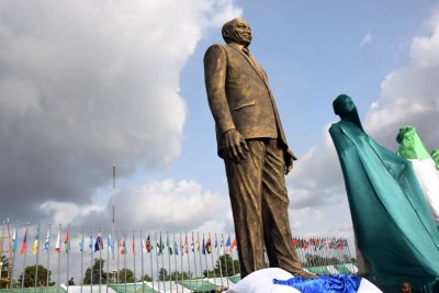 A bronze statue of President Jacob Zuma unveiled.