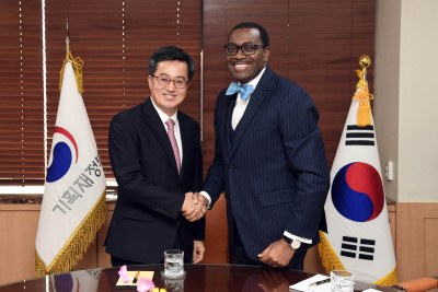 AfDB President Aki Adesina meeting with Korea Deputy Prime Minister and Minister of Strategy and Finance, Kim Dong-yeon, March 13th, 2018 - Busan, Korea.
