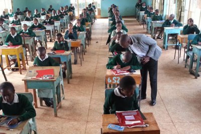Moi Nyeri Complex primary school candidates sit the KCPE mathematics paper (file photo).