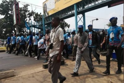 DPP supporters marching from Comesa Hall heading towards the Blantyre CBD after police dispersed HRDC demonstrators.