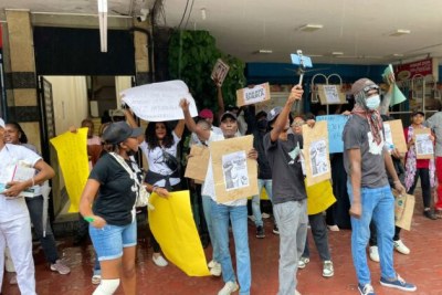 Anti-finance bill protests kick off In Mombasa despite rains.