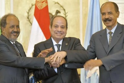 Eritrea's President Isaias Afwerki (R) has been holding talks with his Egyptian counterpart Abdul Fattah al-Sisi (C) and Somalia's Hassan Sheikh Mohamud (L) in Asmara.